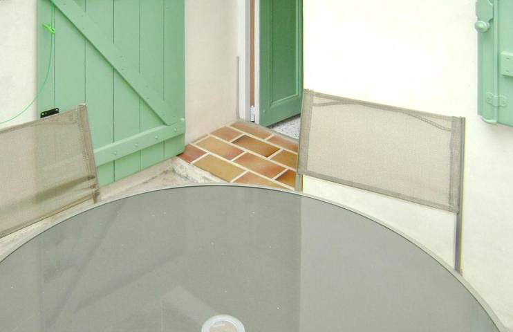 Location de vacances pour 4 personnes à Montblanc - 2