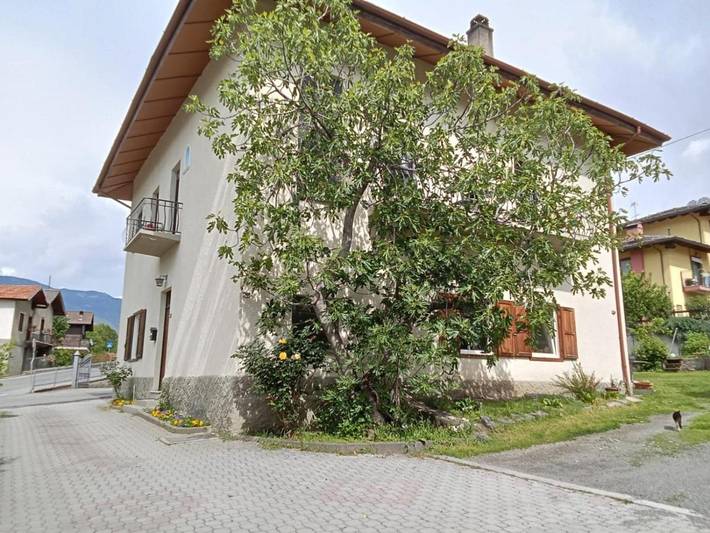 Gîte pour 4 personnes, avec jardin et balcon, animaux acceptés dans Fénis - 4