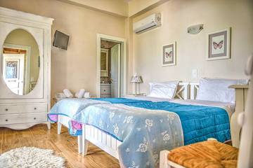 Beach House for 4 People in Corfu, Greece, Photo 2
