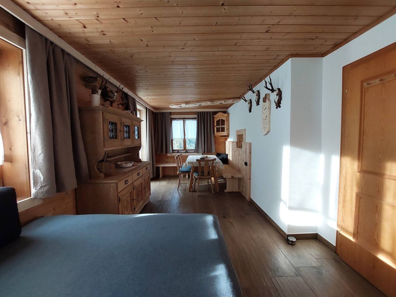 Ganze Wohnung, Hütte in Hochfügen nahe Skipisten in Hochfügen, Ski-Optimal Hochzillertal