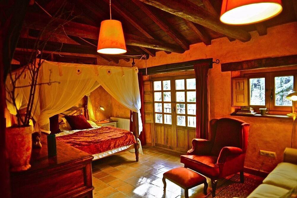 Una casa mágica en el corazón del parque de Guadarrama in Collado Hermoso, Sierra de Guadarrama