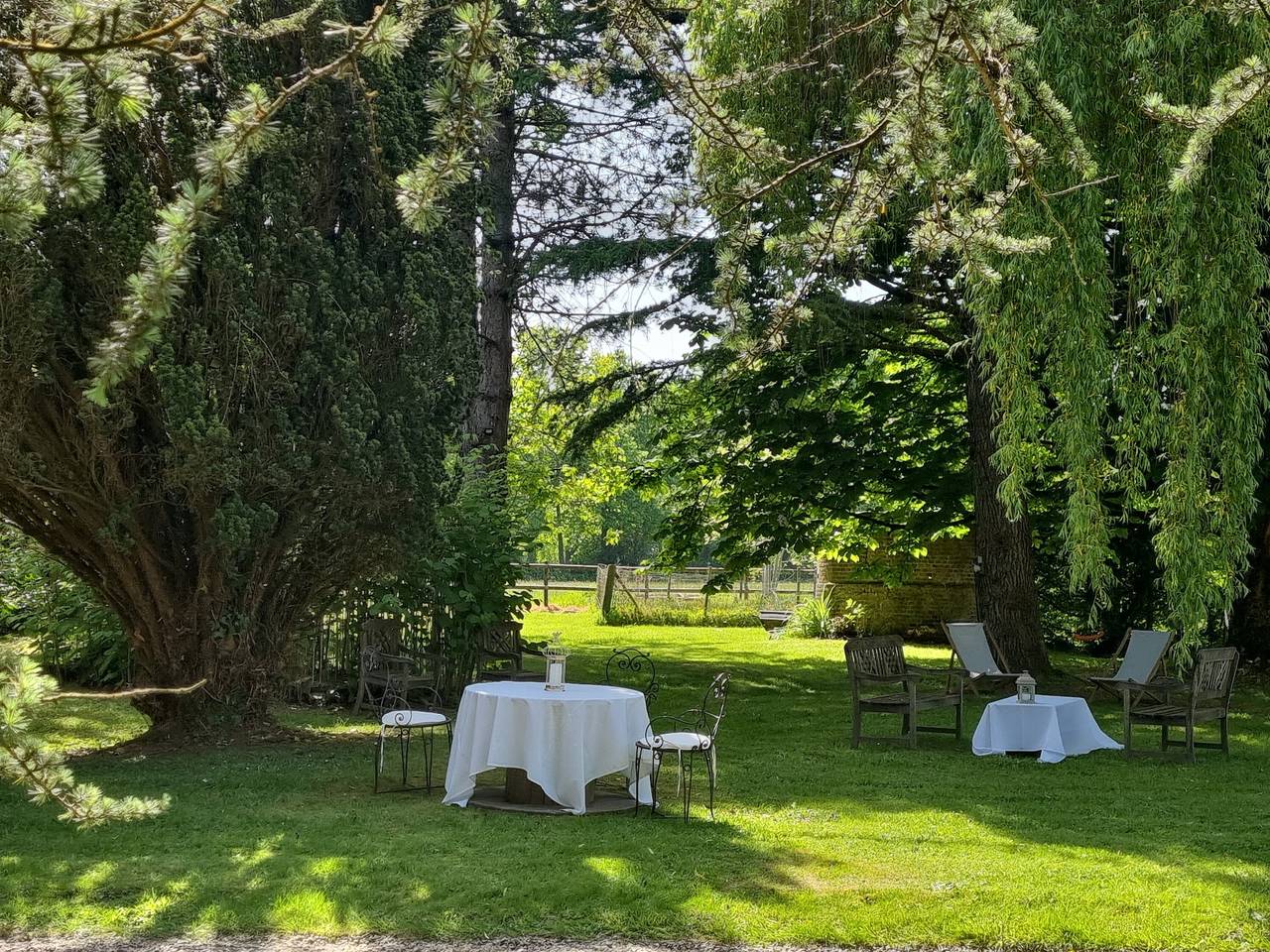 Chambre d’hôtes « Chambre Verte » avec terrasse et jardin partagés, Wi-Fi in Saint-Roch-de-l'Orbiquet, Région de Lisieux