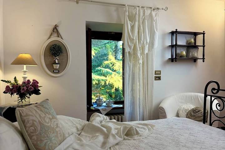 Villa con piscina panoramica • Passignano sul Trasimeno, Umbria in Passignano sul Trasimeno, Lago Trasimeno