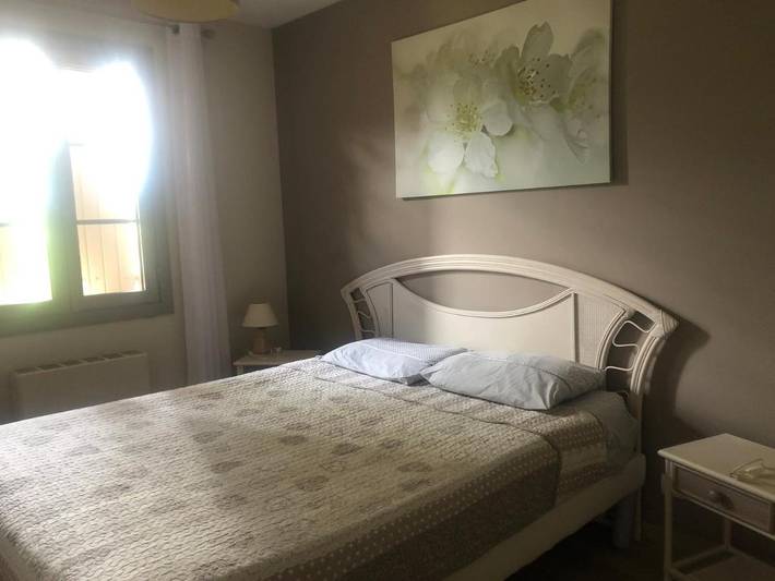 Villa pour 6 personnes, avec vue ainsi que jardin et piscine à Roussillon - 2