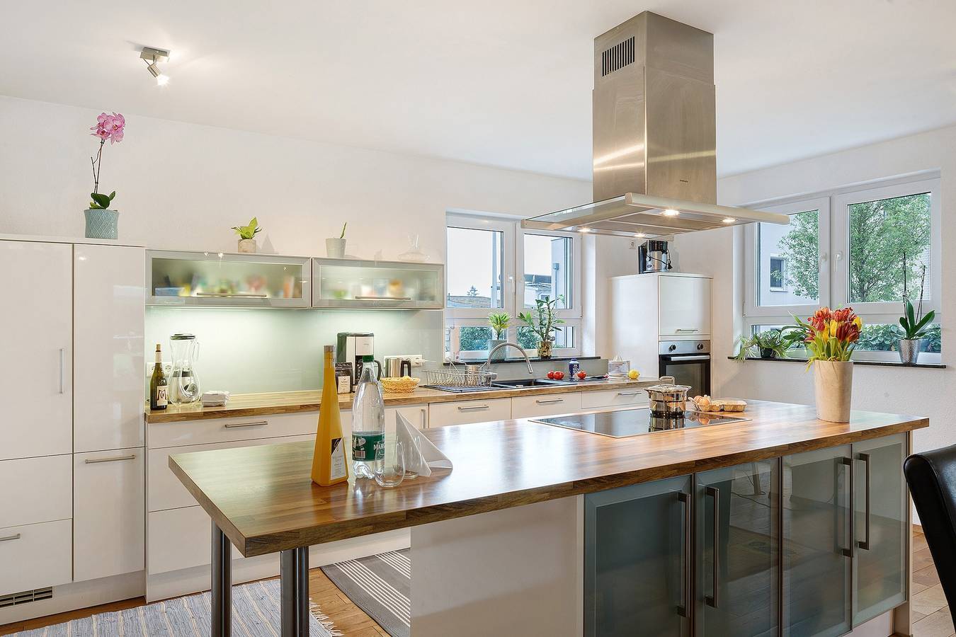 Ferienhaus „Modernes 5 Schlafzimmer mit T“ mit privater Terrasse, Garten & Wlan in Munzingen, Freiburg