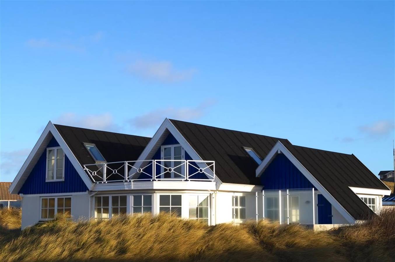 Awesome home in Hjørrng w/ Wifi and 4 Bedrooms in Lønstrup, Hjørring region