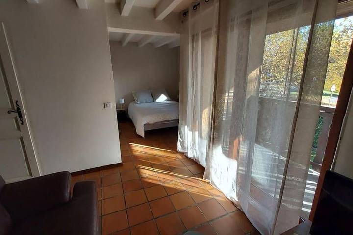 Gîte pour 2 personnes, avec balcon dans Épagny-Metz-Tessy - 2