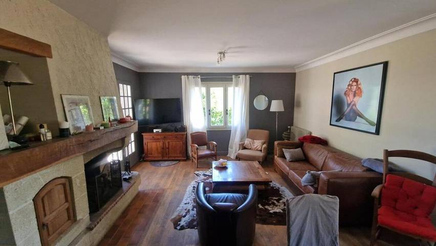 Location de vacances pour 8 personnes, avec Terrasse à Lamagdelaine