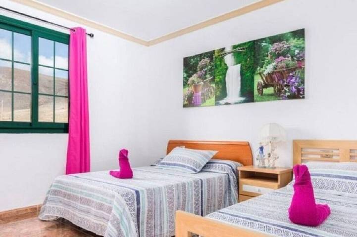 Location de vacances pour 8 personnes, avec jacuzzi et jardin dans Tetir - 4