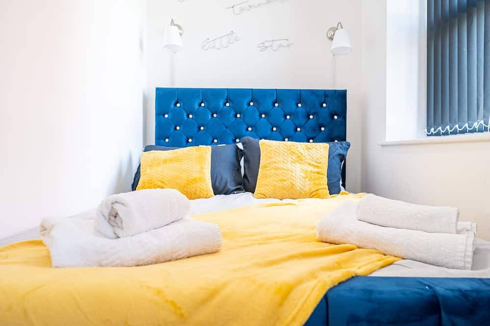 Ganze Wohnung, Apartment-Komfort-Eigenes Badezimmer-Strassenblick-Free Private Parking in Rochdale, Greater Manchester
