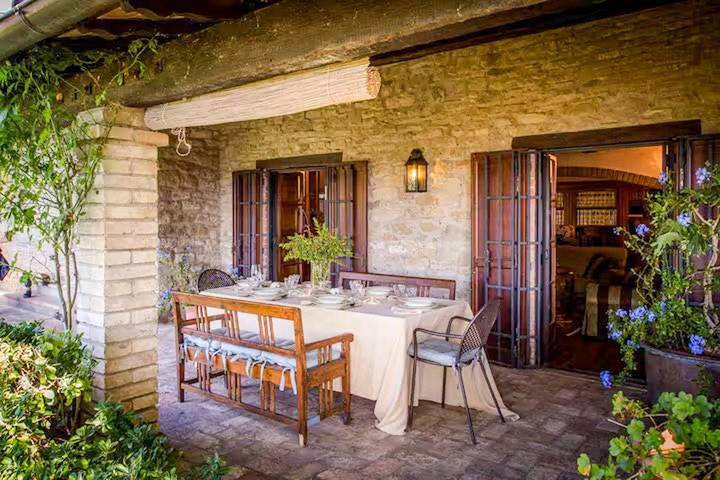 Villa storica con spa tra Cortona e Assisi in Passignano sul Trasimeno, Lago Trasimeno