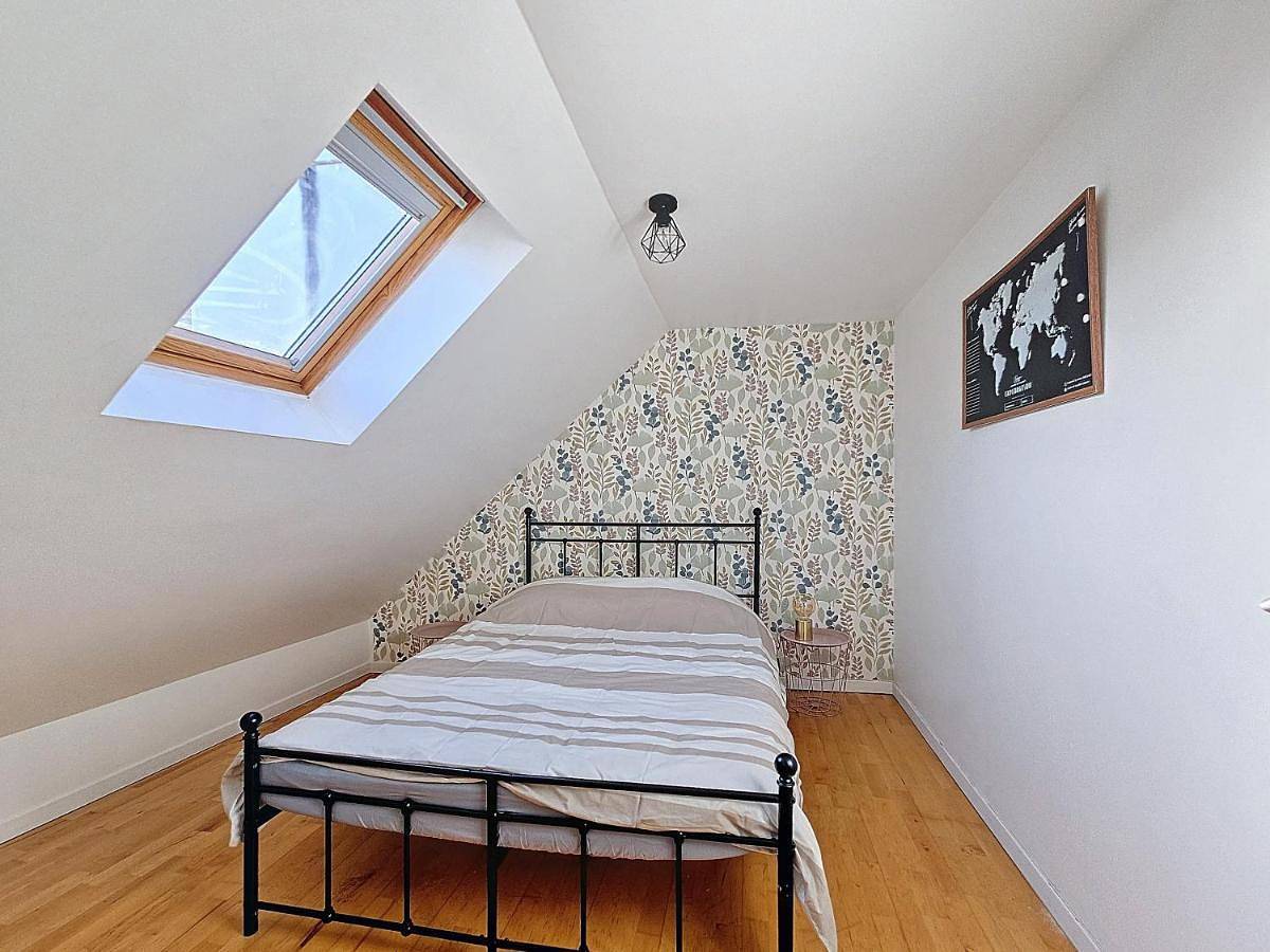 Appartement entier, Two-Bedroom Apartment in Annet-sur-Marne, Seine-et-Marne