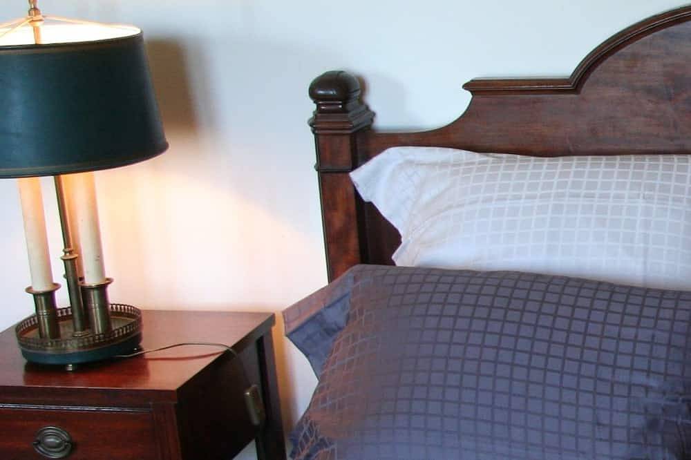 Stone Cottage, 2 chambres à coucher jusqu'à 6, piscine, dans un Xviiè C Château, Vallée de la Loire in Bournand, Vallée de la Loire