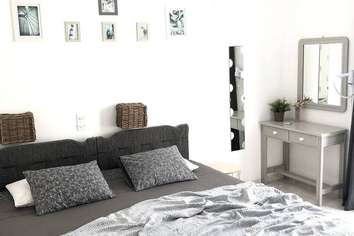 Gîte pour 2 personnes, avec balcon dans Parikiá - 4