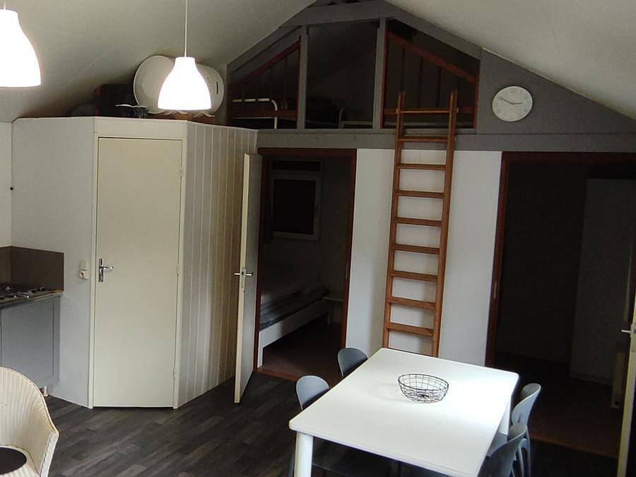 Camping La Chanterelle - Chalet 6 persons in Saint-Just-près-Brioude, Haute-Loire