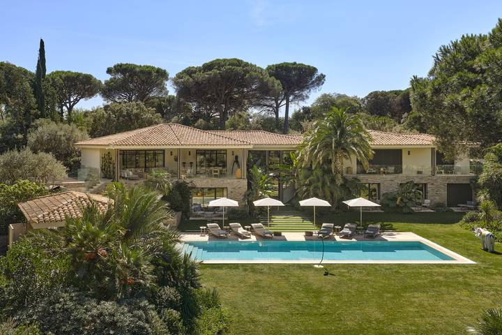 Villa mit pool für 12 Personen, mit Whirlpool und Terrasse sowie Garten in Saint-Tropez