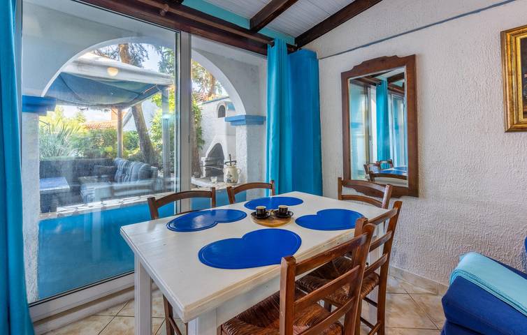 Ganze Ferienwohnung, Gemütliche Ferienwohnung in Strandnähe mit WLAN, Klimaanlage und Terrasse in Banjole, Südküste Istrien