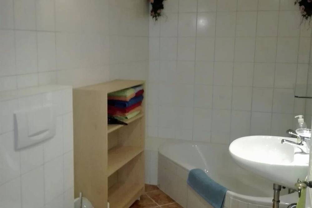 Ganze Wohnung, Ferienwohnung \"Rauenstein\", 2 Schlafräume - Ferienwohnungen Marle in Struppen, Elbsandsteingebirge