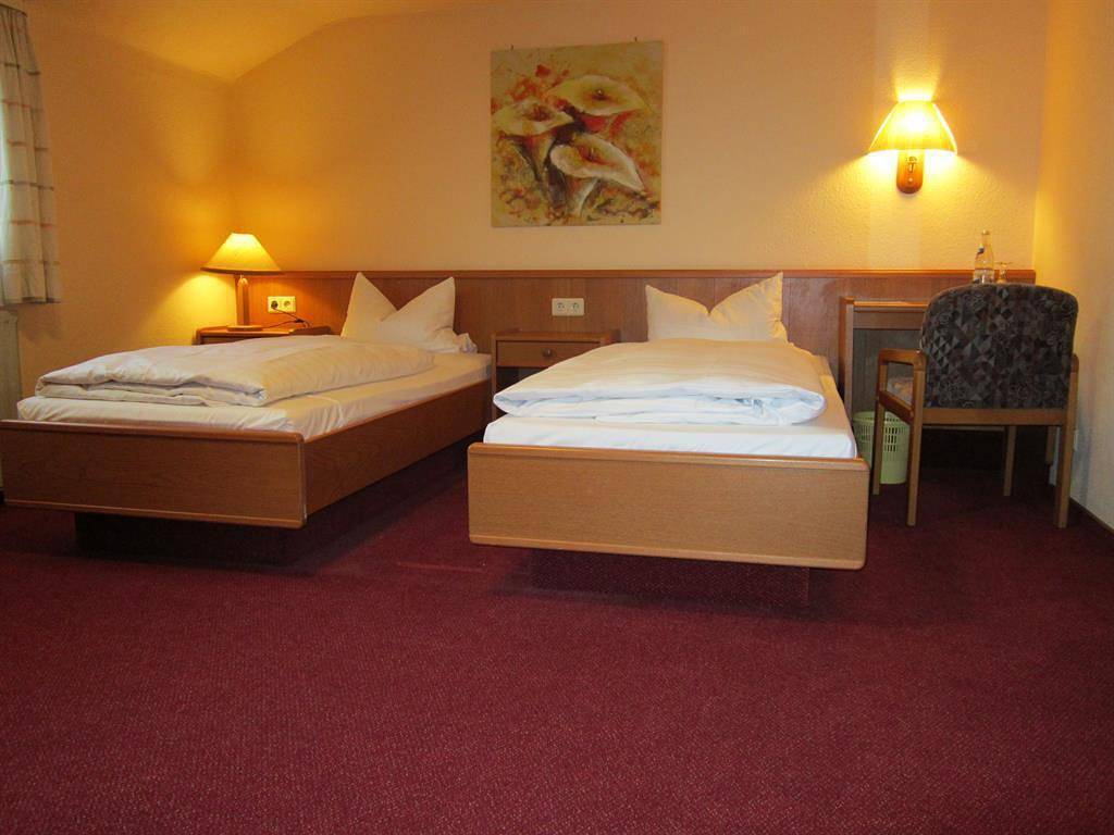 Doppelzimmer mit Dusche/Wc in Lemberg (Pfalz), Pfalz