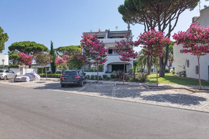 Holiday rental for 2 people in Vale do Lobo