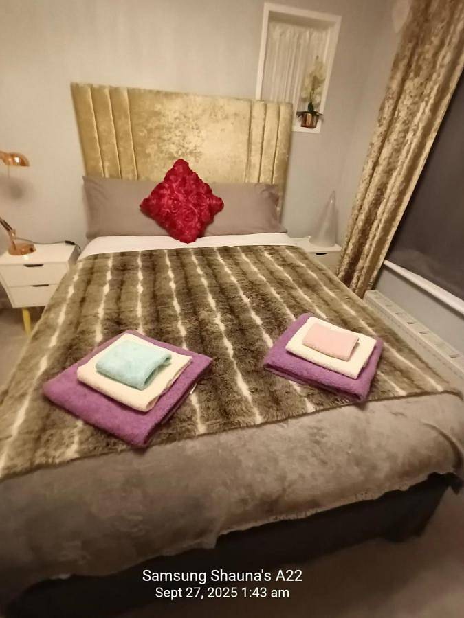 Chambre d’hôte pour 2 personnes, avec jardin à Poole