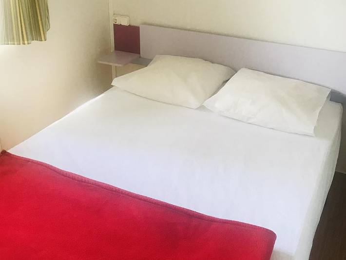 Camping Les Casteillets - Mobilheim 4 personen - Standard + 26 m² - 2 Zimmer in Saint-Jean-Pla-de-Corts, Mittelmeerküste (Frankreich)