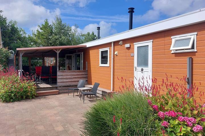 Chalet voor 4 personen, met tuin en zwembad, met huisdier in Callantsoog