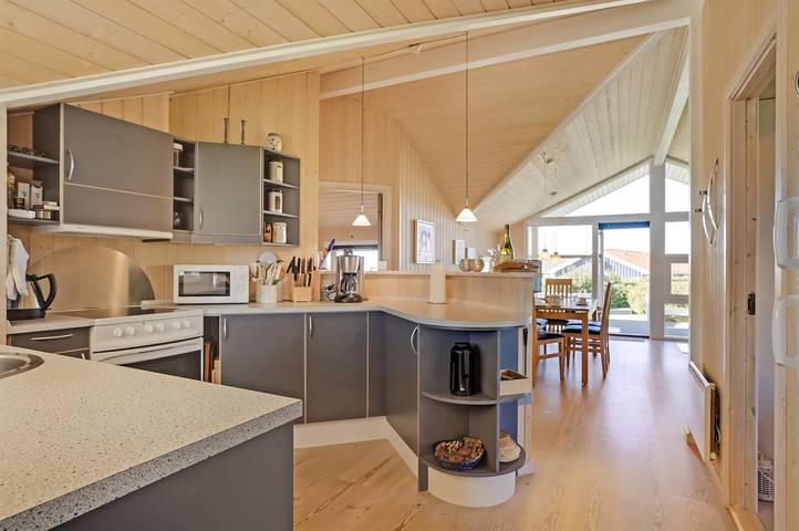 Awesome home in Vinderup w/ 3 Bedrooms, Sauna and WiFi in Ejsingholm, Limfjord in Westjütland
