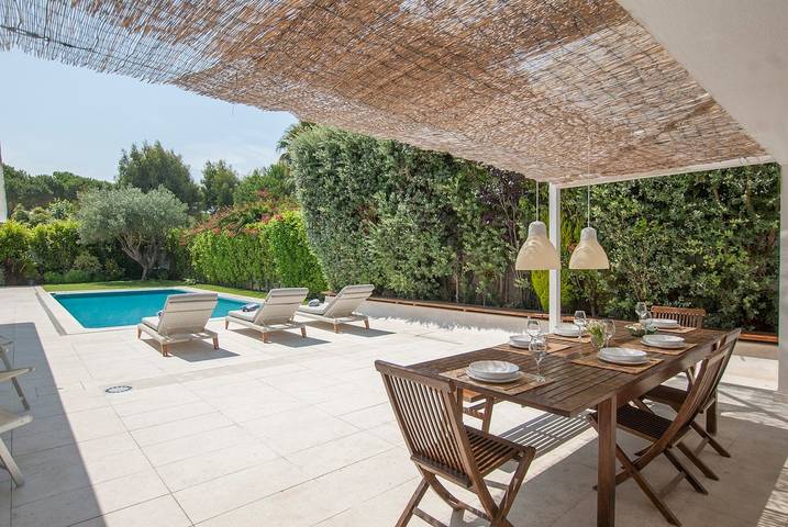 Location de vacances pour 8 personnes, avec jardin et terrasse à Costa da Caparica - 3