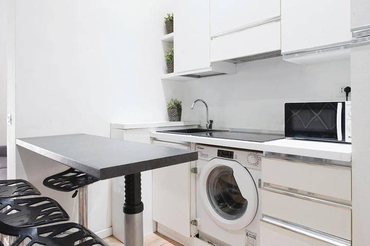 Ferienwohnung für 4 Personen, mit Terrasse und Ausblick in Mailand - 4