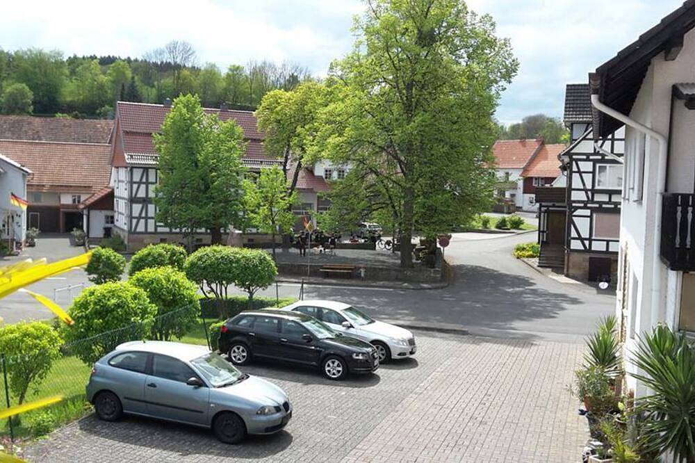 Ganze Wohnung, Neu renoviertes Apartement \"Mohnbrise\" in Meißner, Werra-Meißner-Kreis