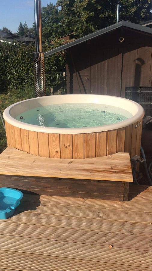 Le bain de la lesse in Resteigne, Tellin