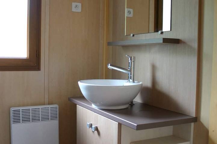 Gîte pour 5 personnes, avec terrasse et jardin à Arcizans-Avant - 4