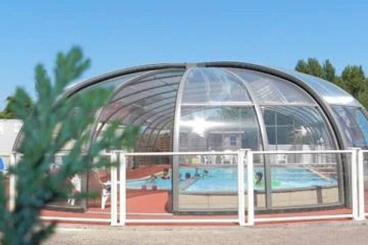 Zecamping 4* 500m plage piscine couverte chiens acceptés locatif 7m2 in Quettehou, Cherbourg und Umgebung