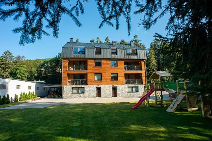 Ferienwohnung für 5 Personen, mit Ausblick und Garten - 1