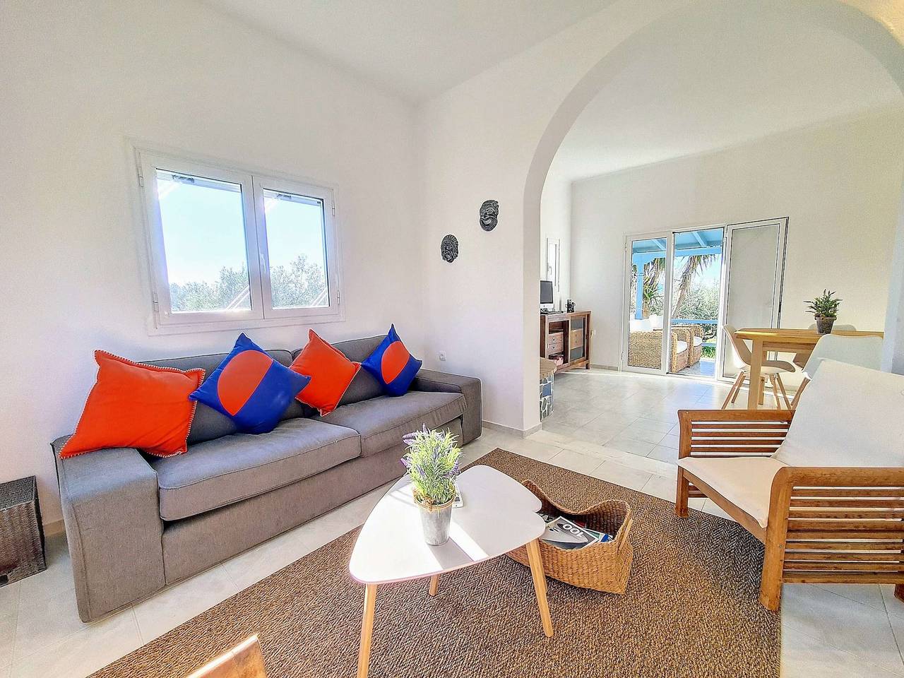Villa 'Hydra Bay Seaside with Pool' mit Balkon, Wi-Fi und Klimaanlage in Thermisia, Argolis