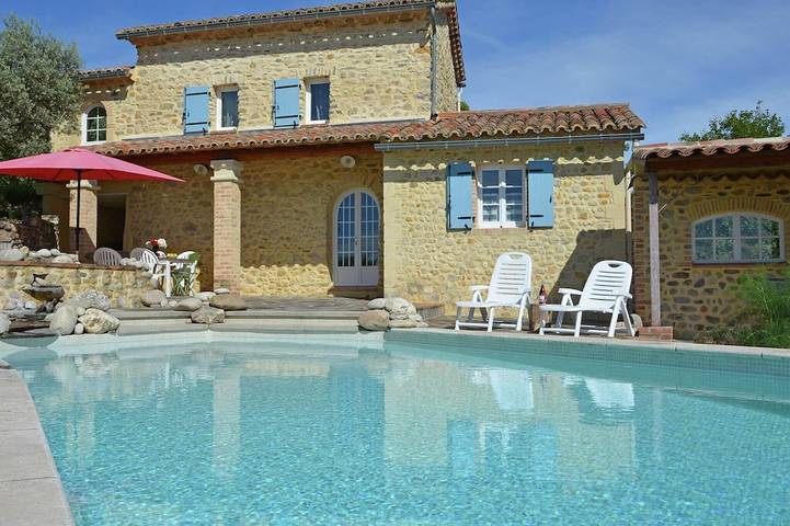 Villa pour 6 personnes, avec jardin et terrasse