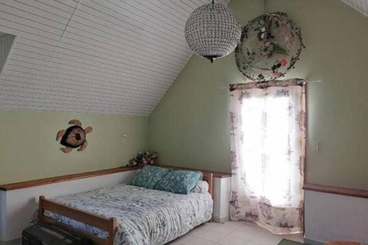 Fée Grenouille Vacation Rental: Studio in Mornay, Charolles und Umgebung