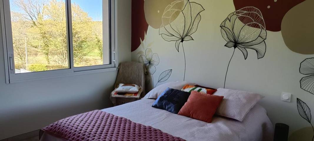 Appartement de vacances pour 4 personnes, avec Jacuzzi et Terrasse ainsi que Jardin et Vue