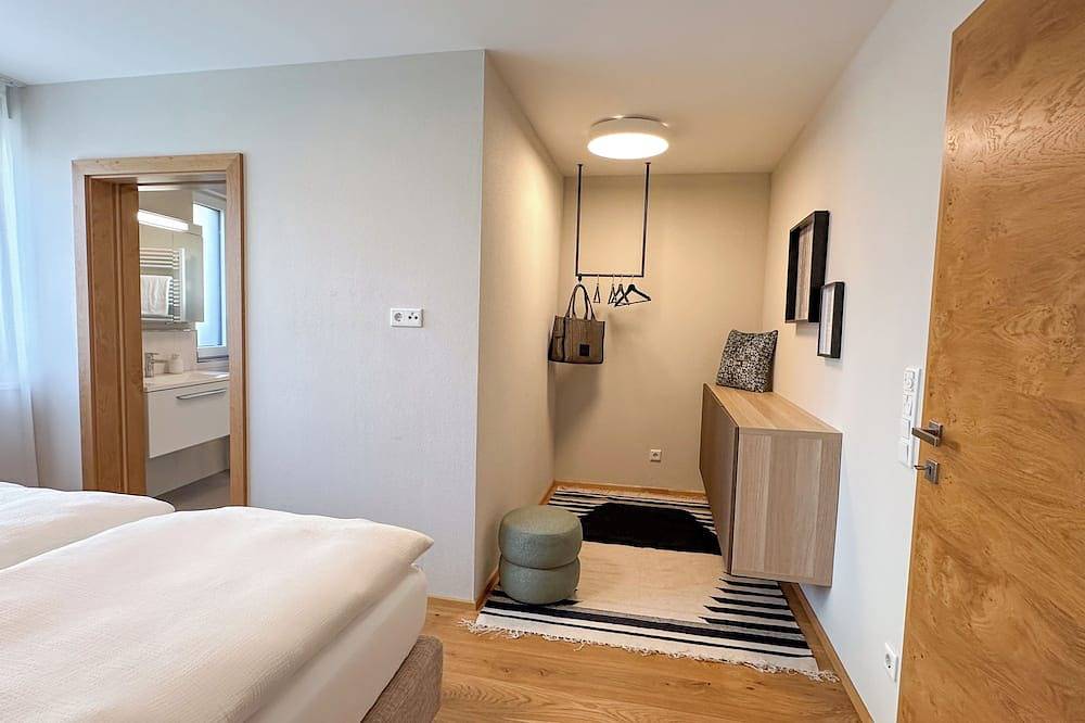 Ganze Wohnung, \"One\" - Premium Apartments Seekirchen, exklusiver Flair, Terrasse in Seekirchen am Wallersee, Bezirk Salzburg-Umgebung