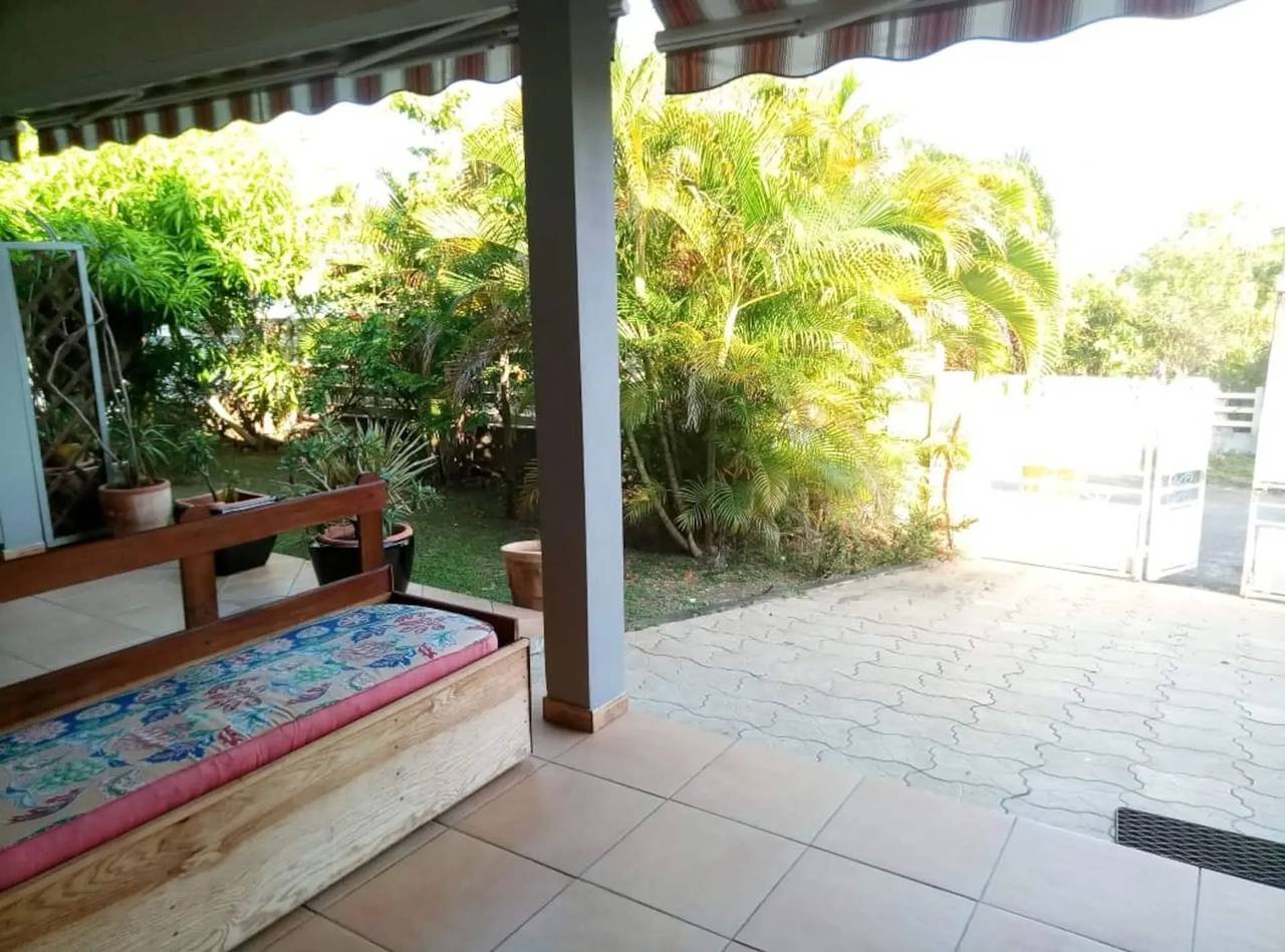 Appartement entier, Appartement lumineux au bord de la mer à Le Diamant in Le Diamant, Martinique