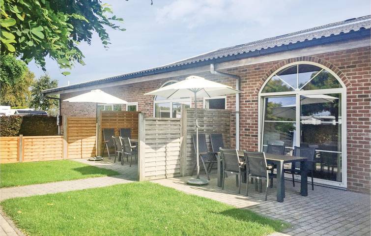 Ferienhaus für 5 Personen, mit Terrasse und Garten in Groede