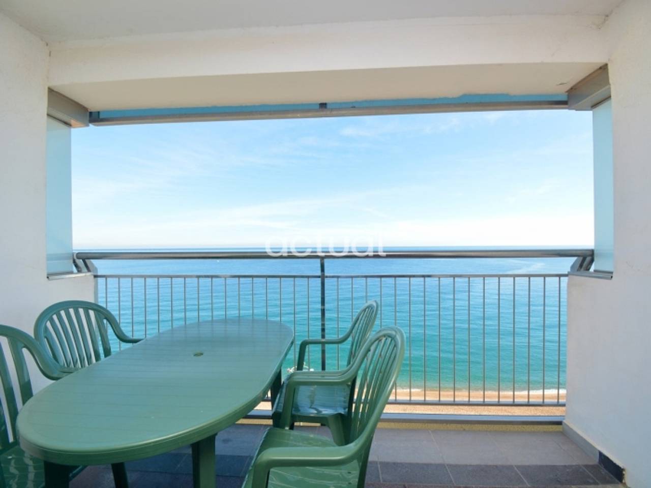 Studio entier, Studio bord de mer avec terrasse, Wifi et ascenseur in Platja d'Aro, Costa Brava