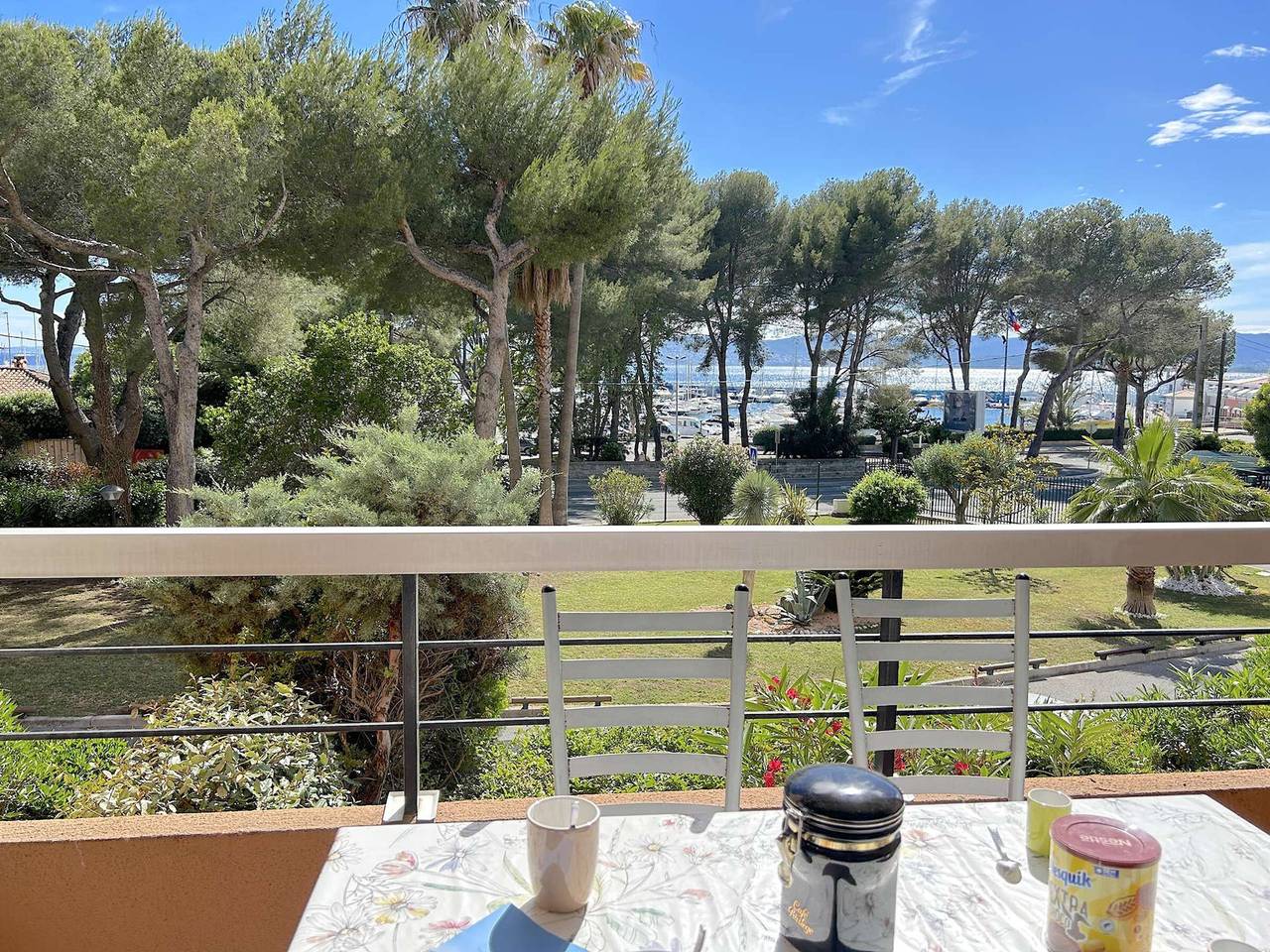 Ganze Wohnung, Klimatisiertes Studio mit Terrasse und Garage - 4 Schlafplätze, St Raphaël in Saint-Raphaël, Massif de l'Esterel