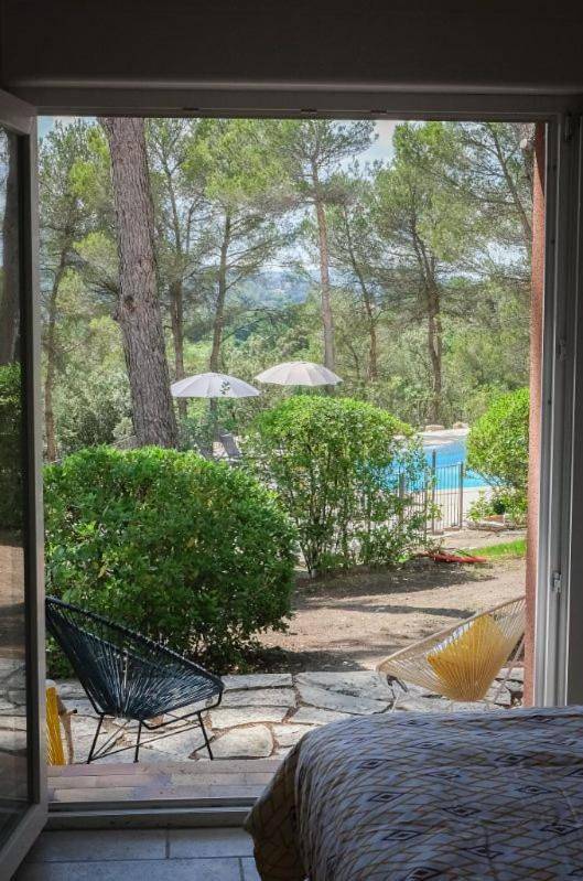 Hôtel pour 4 personnes, avec jardin ainsi que piscine et terrasse à Saint-Marcellin-lès-Vaison - 2