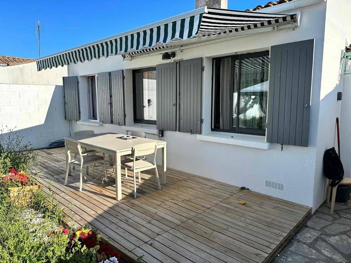 Chalet para 4 personas, con jardín - 1