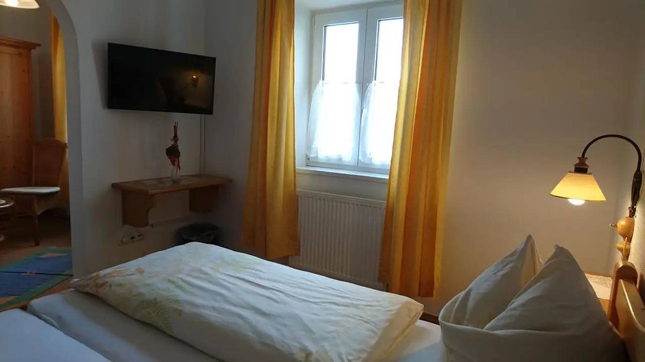 Doppelzimmer für 2 Personen in Altötting in Altötting, Landkreis Altötting
