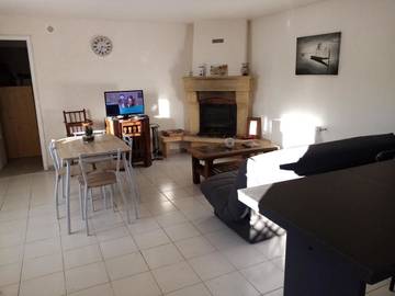 Gîte pour 5 personnes, avec vue et jardin à Sablet