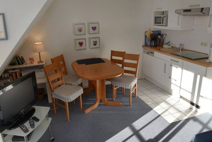 Ferienwohnung für 4 Personen, mit Balkon, mit Haustier in Wenningstedt - 3