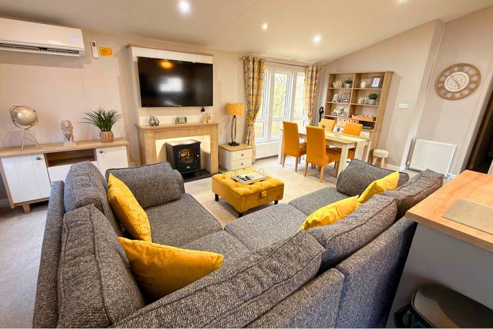 Lodge für 6 Personen, mit Whirlpool und Balkon sowie Pool, mit Haustier in England - 3